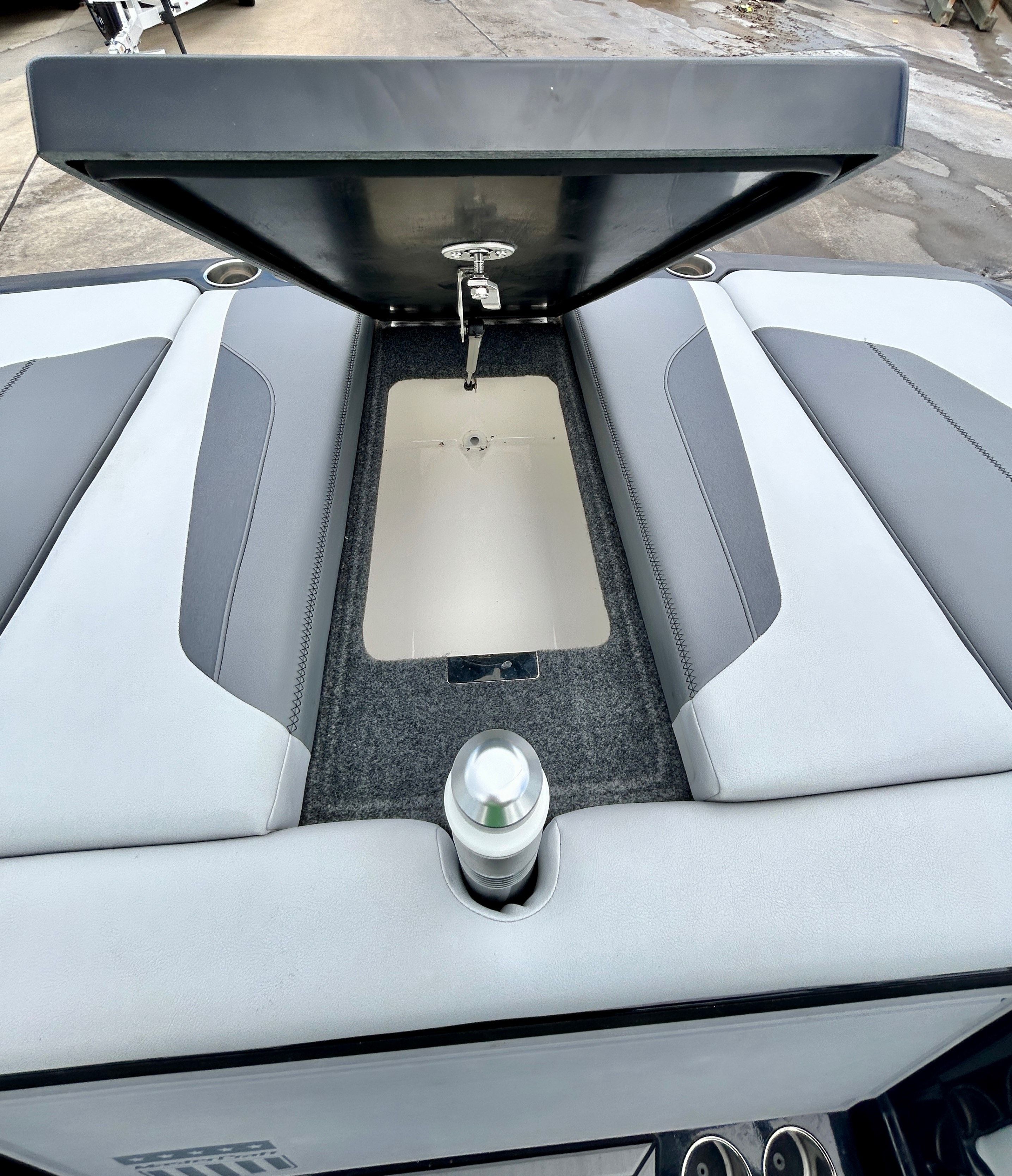 2019 MasterCraft XStar - 59