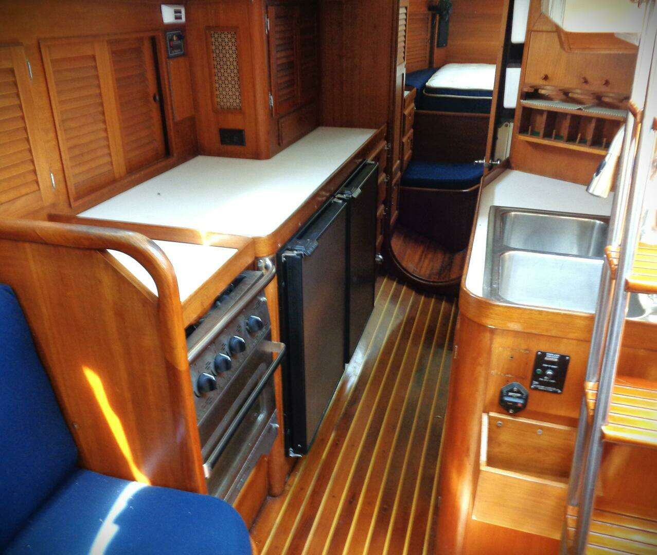 1983 Bristol 41.1 - Image 3