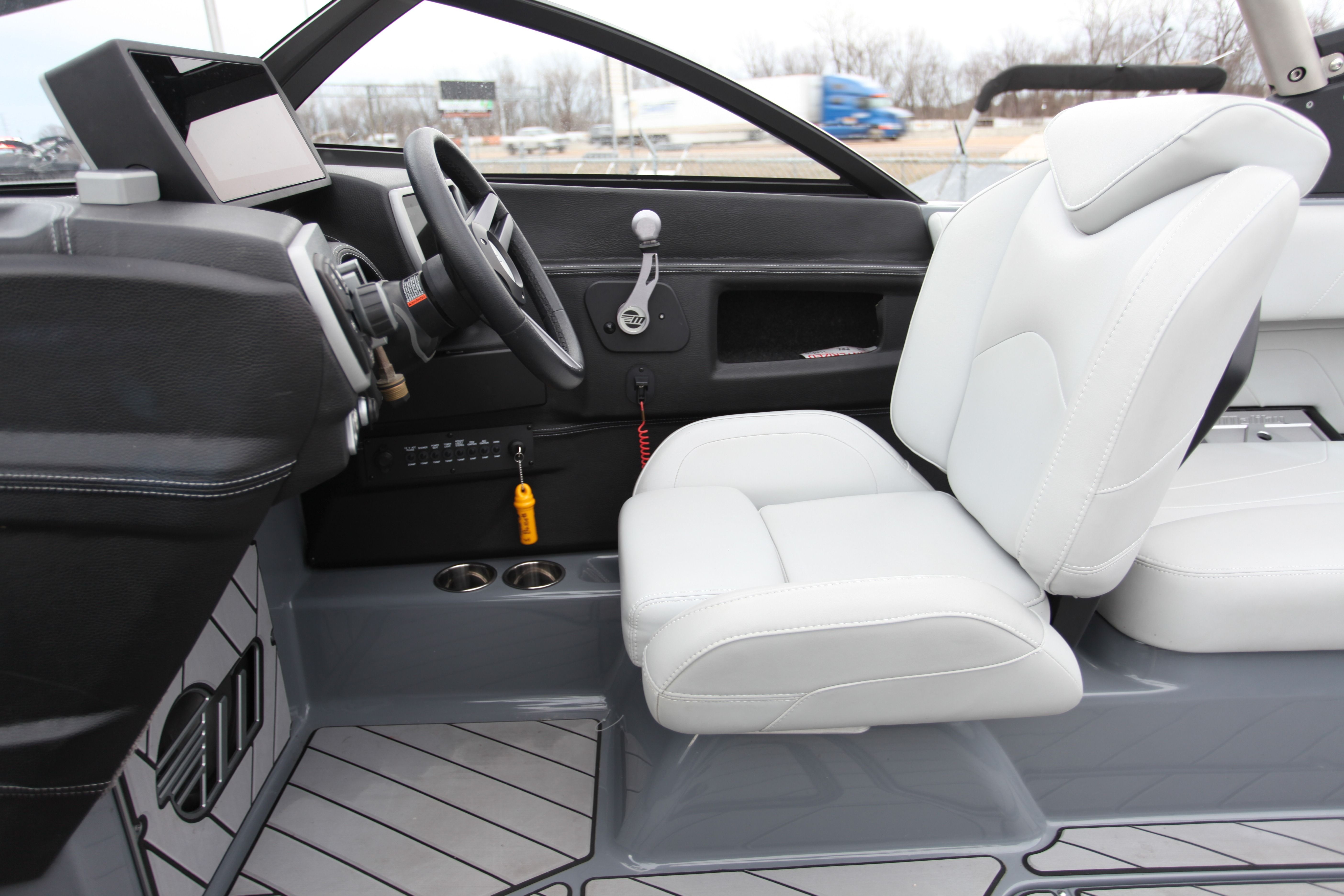 2019 Malibu Wakesetter 22 MXZ - 8