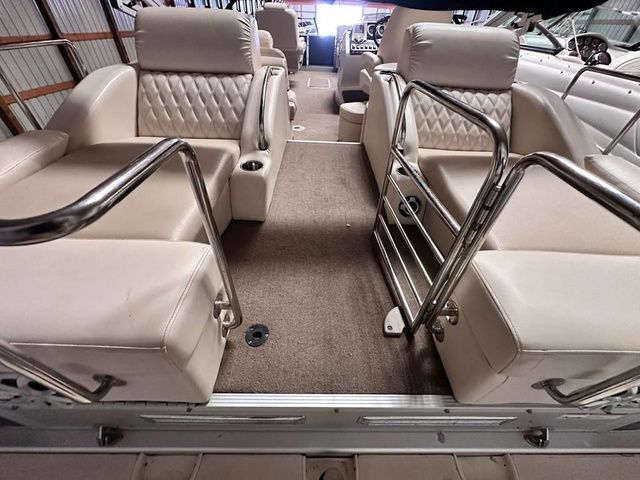 2013 Bennington 2575 RCW I/O - 3