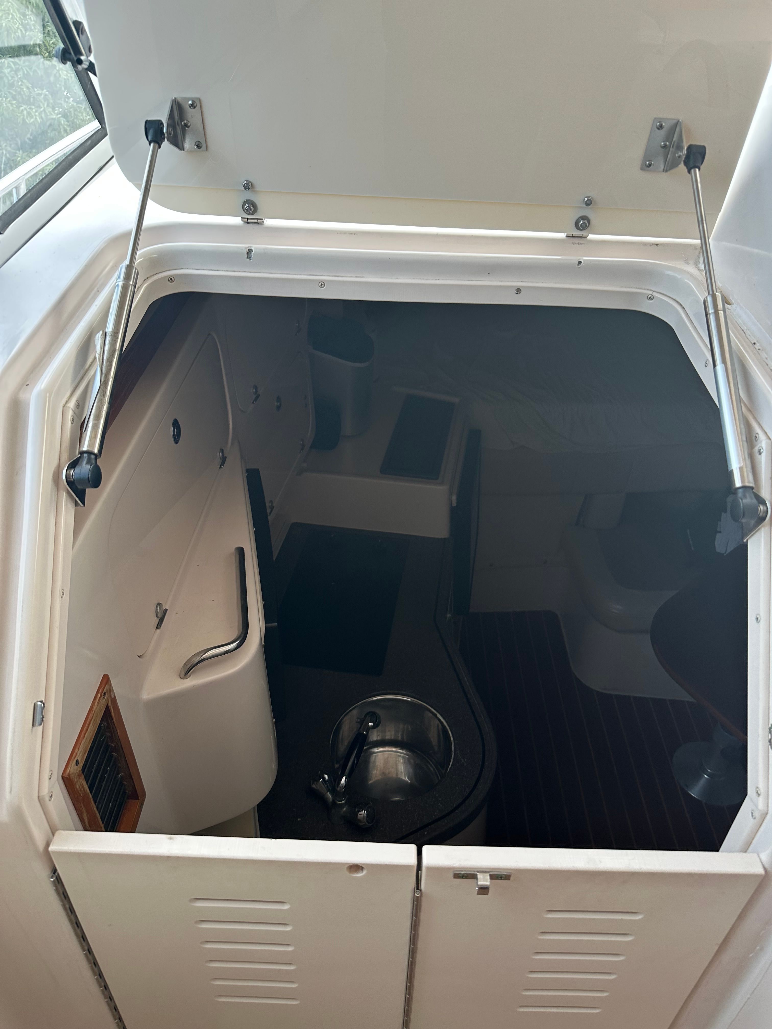 Interior of the 2003 Grady-White Express 330