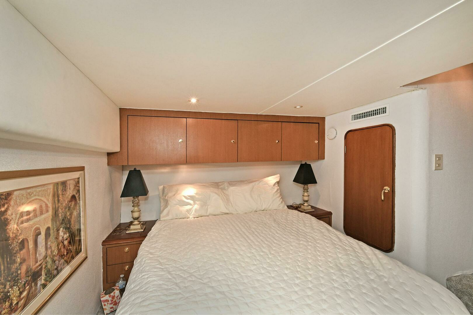 2001 Ocean Yachts 52 Super Sport - Image 40
