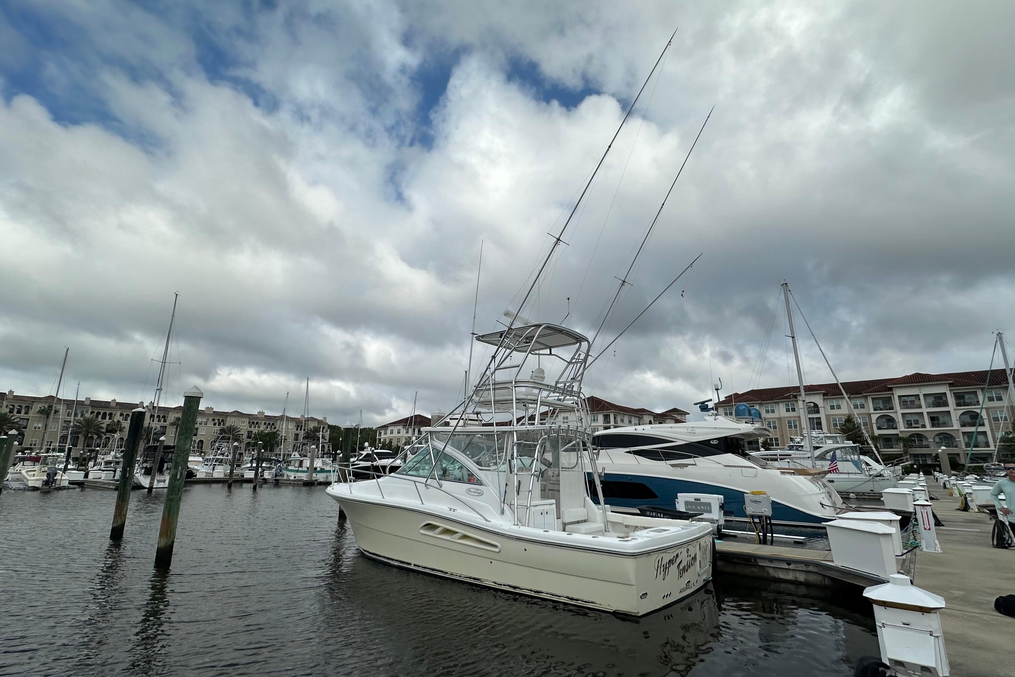 2006 Rampage 33 Express