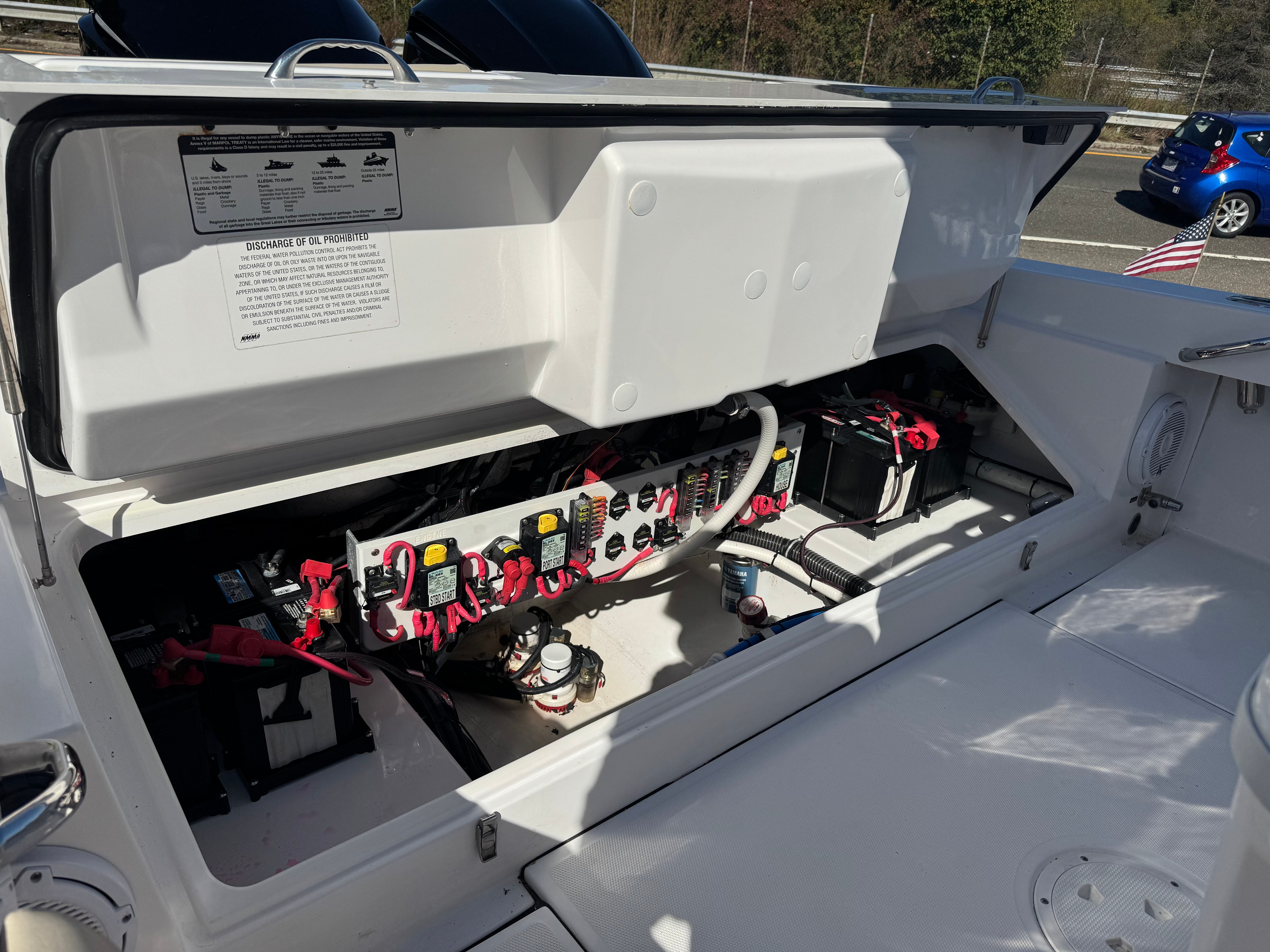 2019 Everglades 273 Center Console - 26