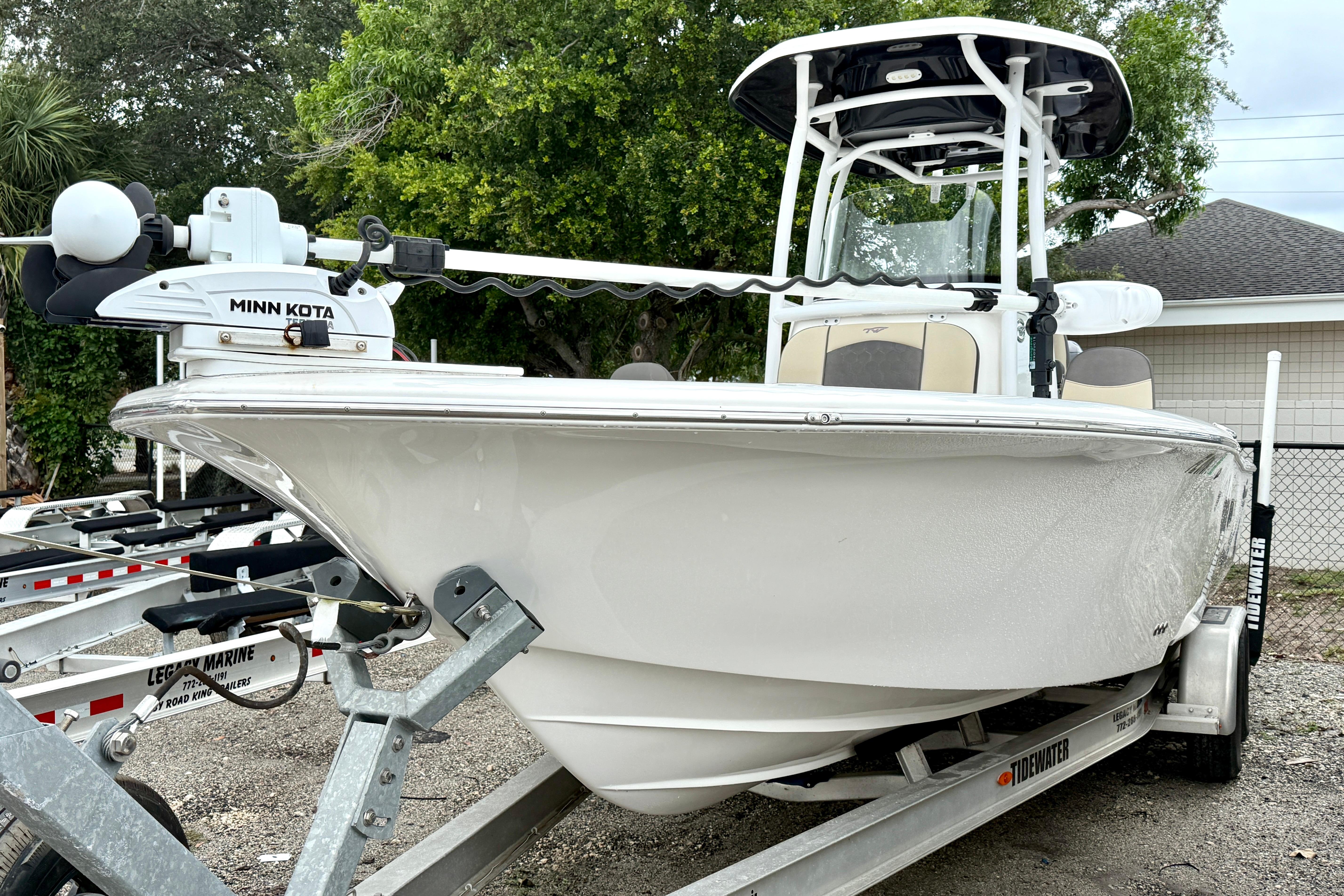 2020 Tidewater 2500 Carolina Bay