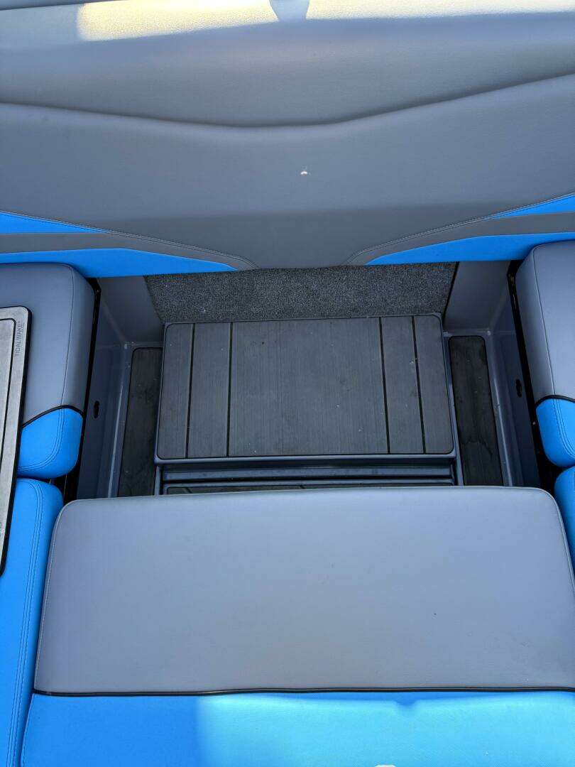 2020 Axis T23 - Image 32