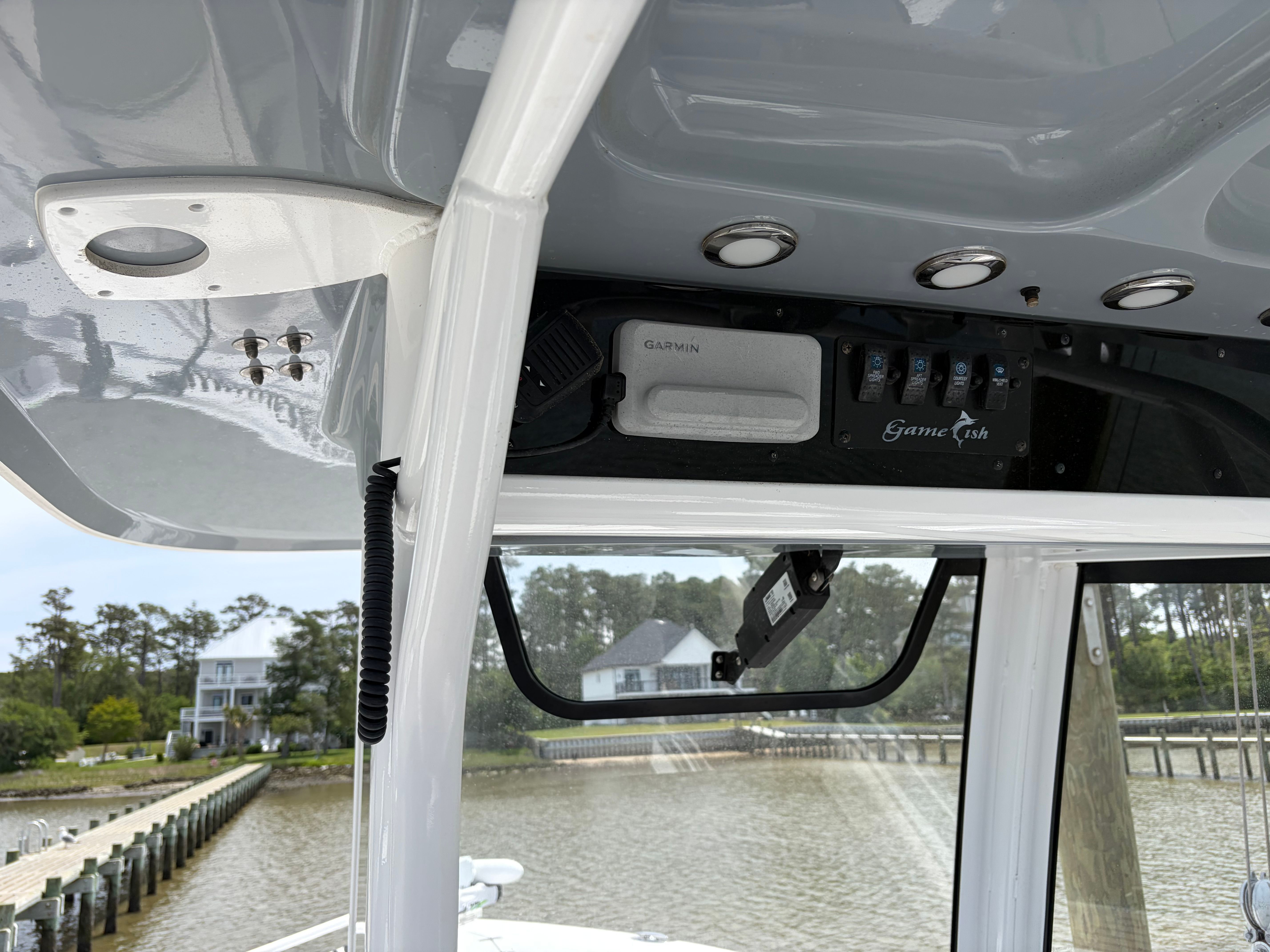 2021 Sea Hunt Gamefish 27 Forward Seating - 10