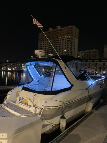 2006 Cruisers Yachts 320 Express - 17