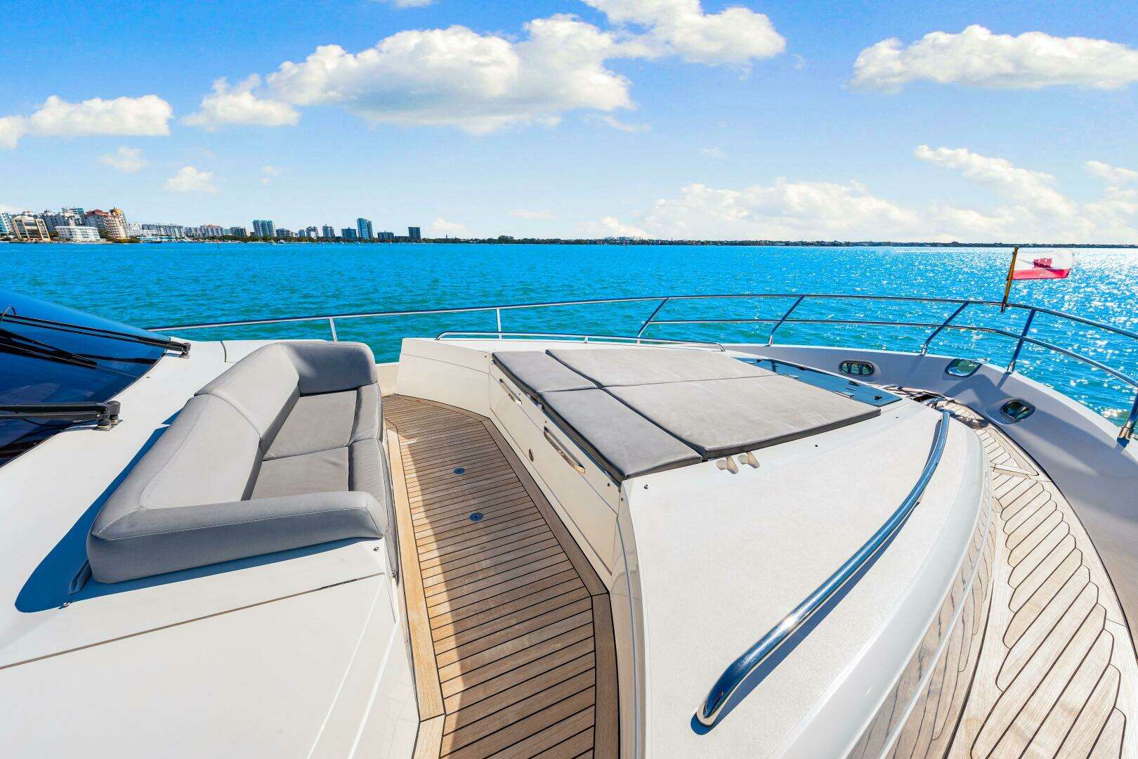 2014 Princess Y72 - Image 90