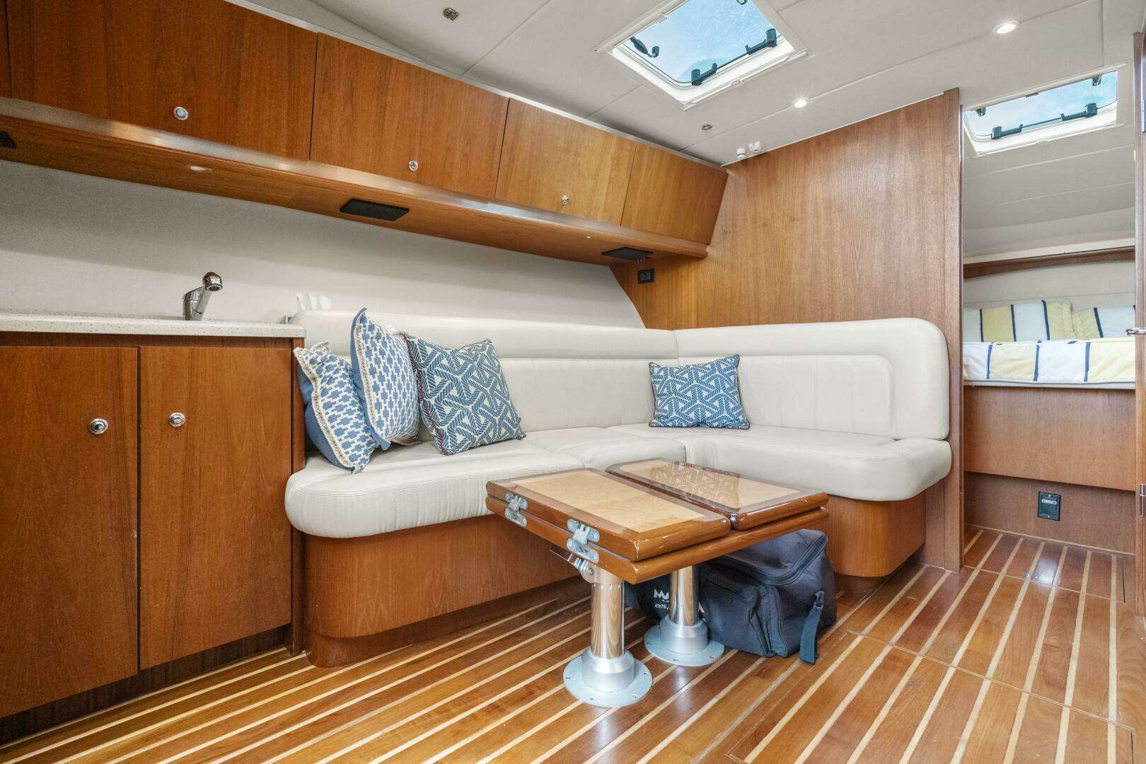 2007 Tiara Yachts 4200 Open - Image 36