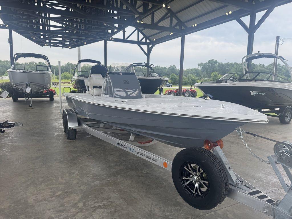 2026 Blazer 675 Ultimate Bay - 2
