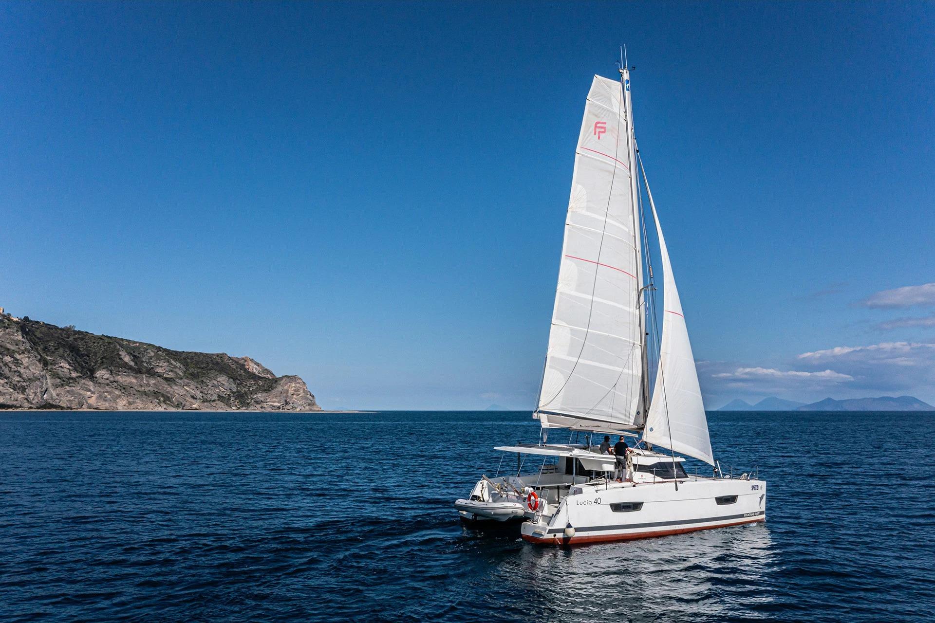 2019 Fountaine Pajot Lucia 40