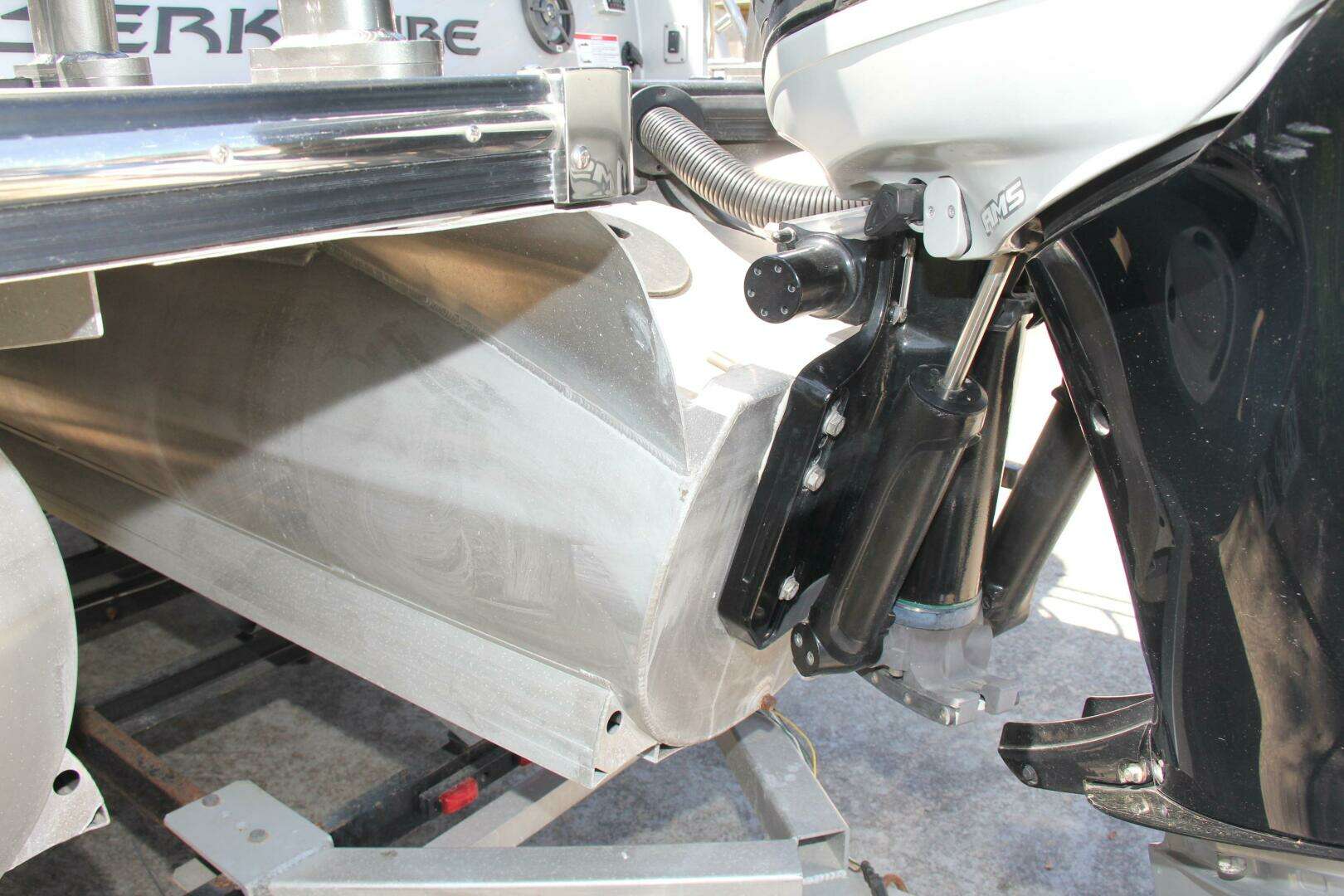 2021 Berkshire 25 Sport CL - Image 12