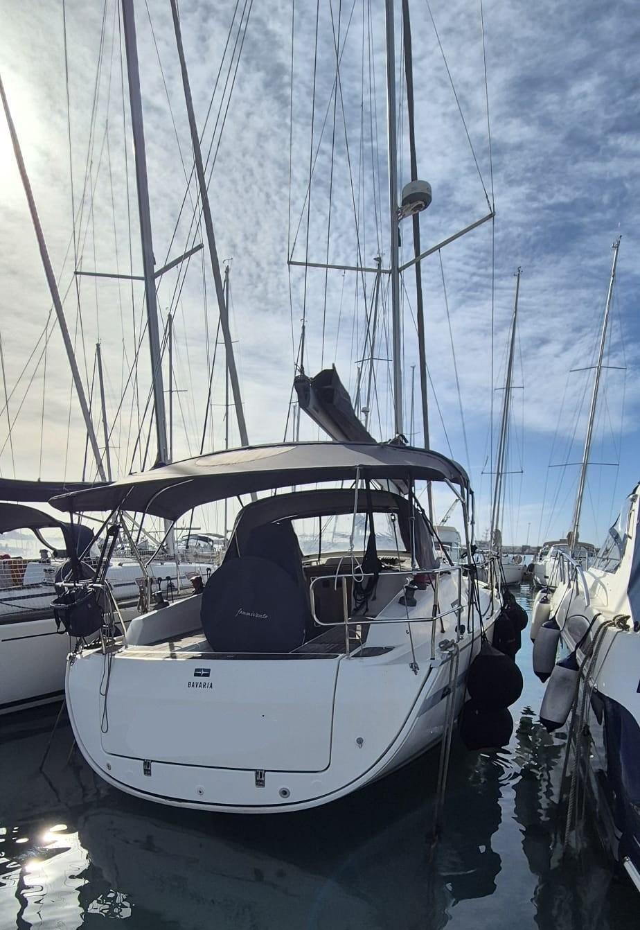 2012 Bavaria 36