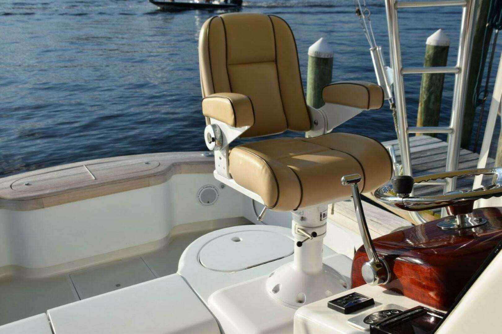 2008 Custom Carolina Dixon Boatworks Express - Image 8