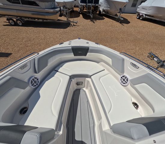 2026 Chaparral 23 SSi OB In Stock Trailer included - 26