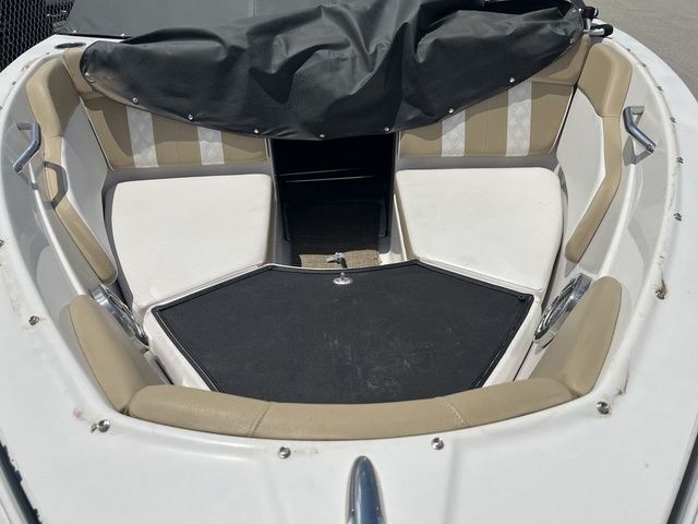 2016 Glastron GT 207 - 8