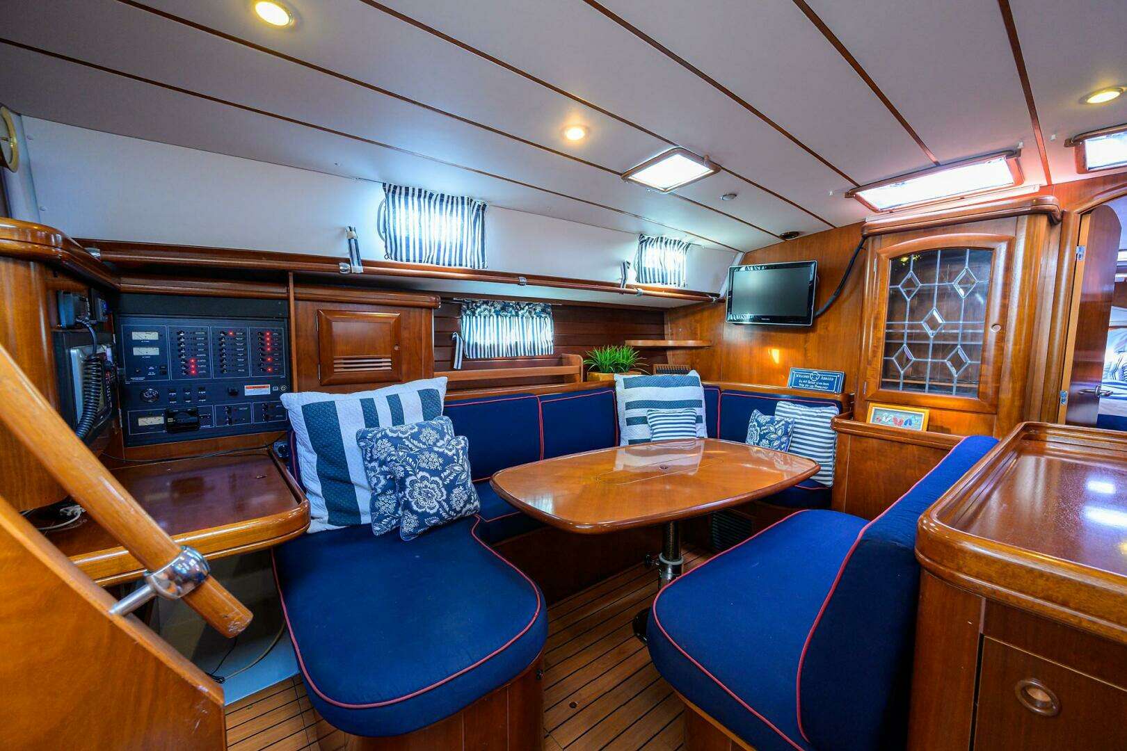 2003 Beneteau Beneteau 50 - Image 15