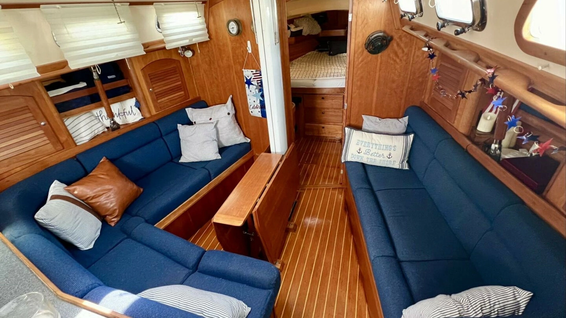 1999 Sabre 402 Sail - Image 2