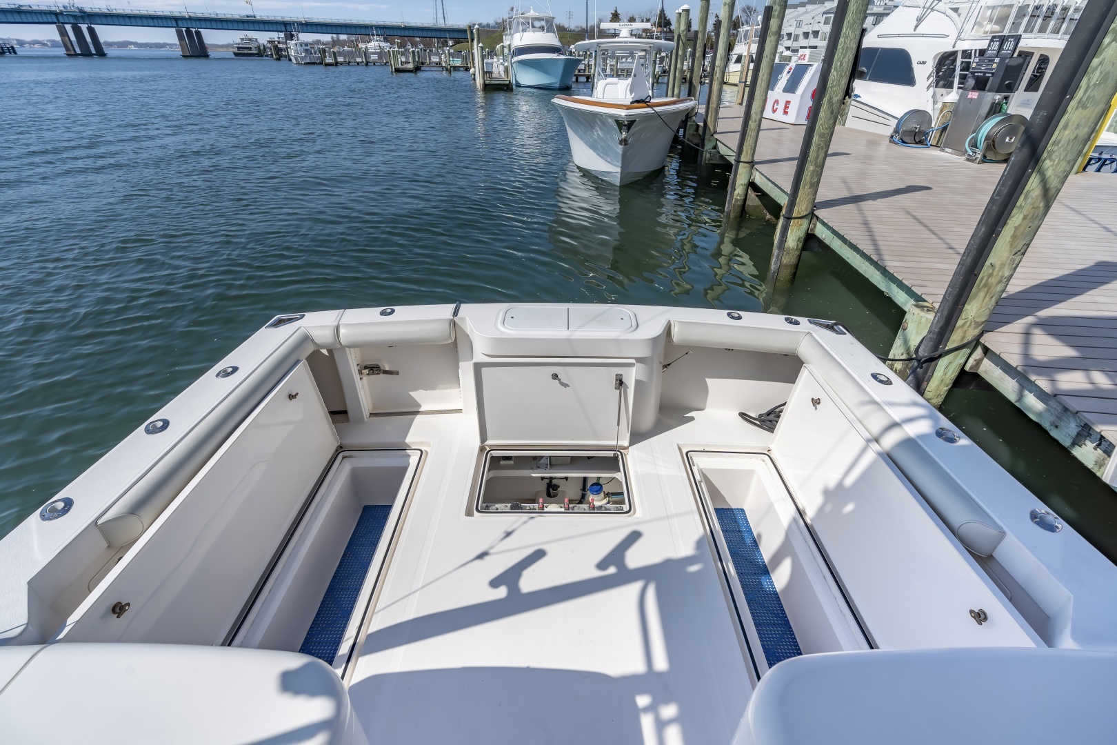 2005 Cabo 35 Express - Image 21