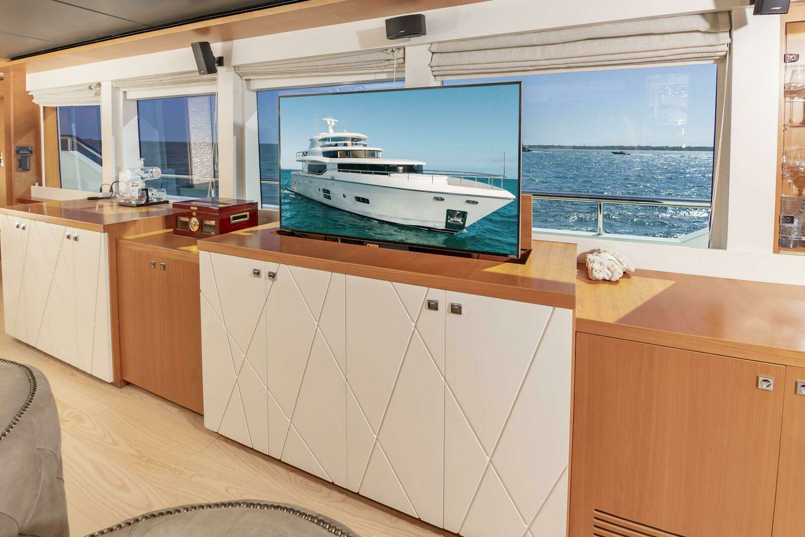 2017 Johnson 93 Flybridge - Image 34