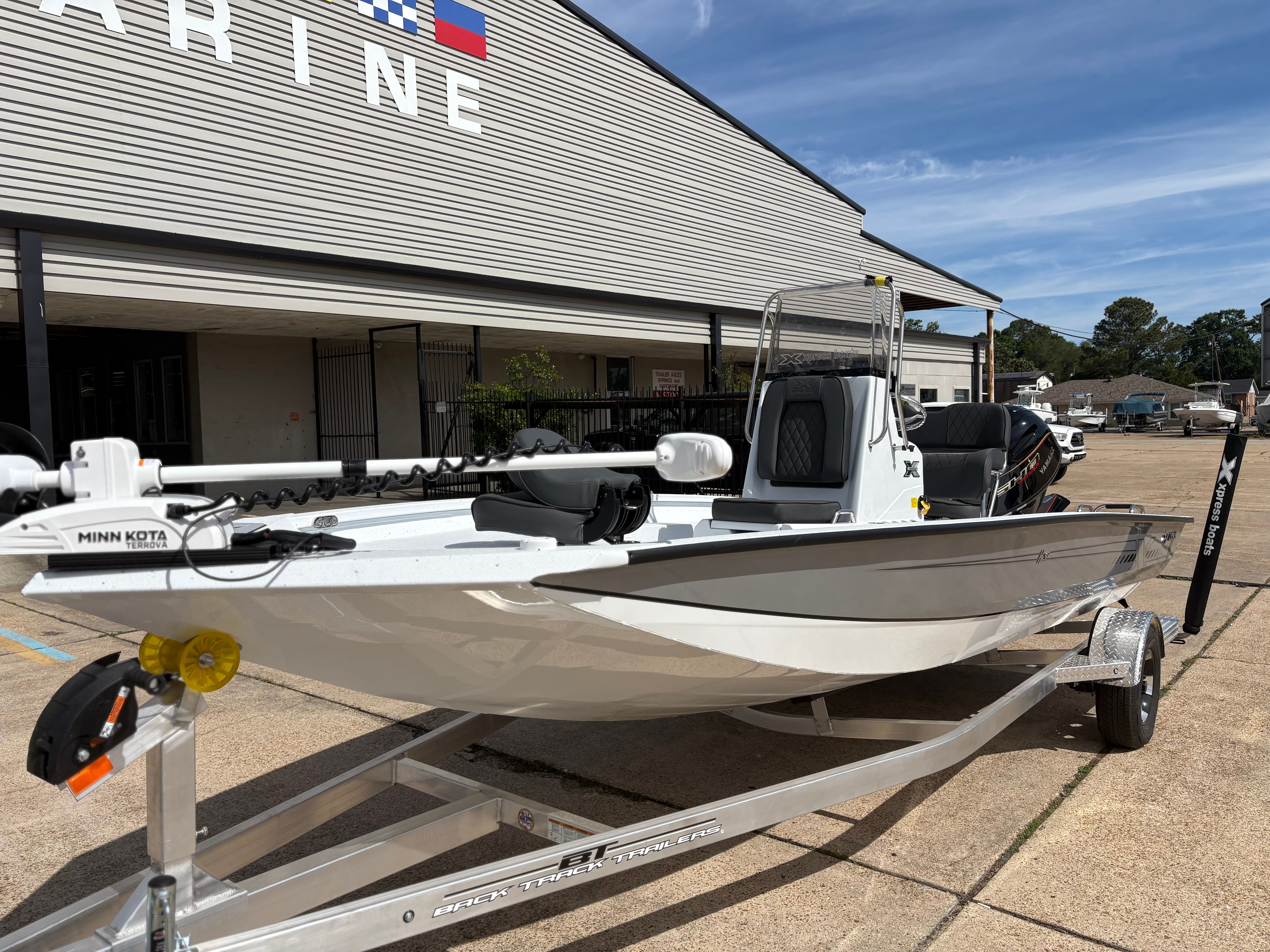 2026 Xpress H20B HYPER-LIFT BAY - 8