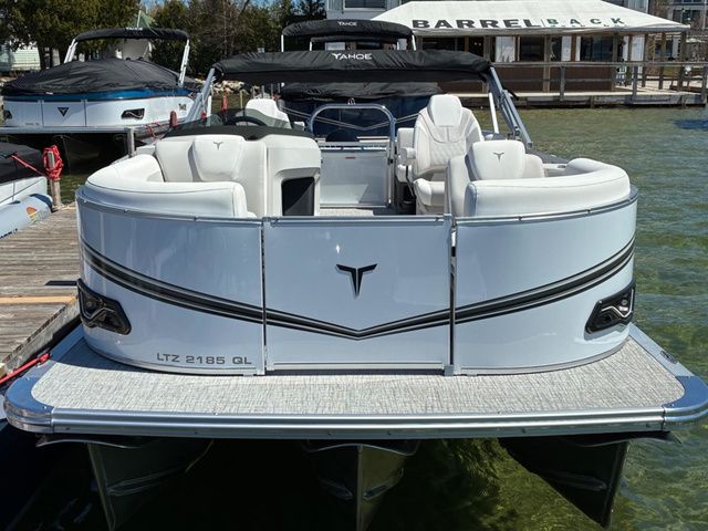 2026 Tahoe 2185 LTZ Quad Lounger - 5