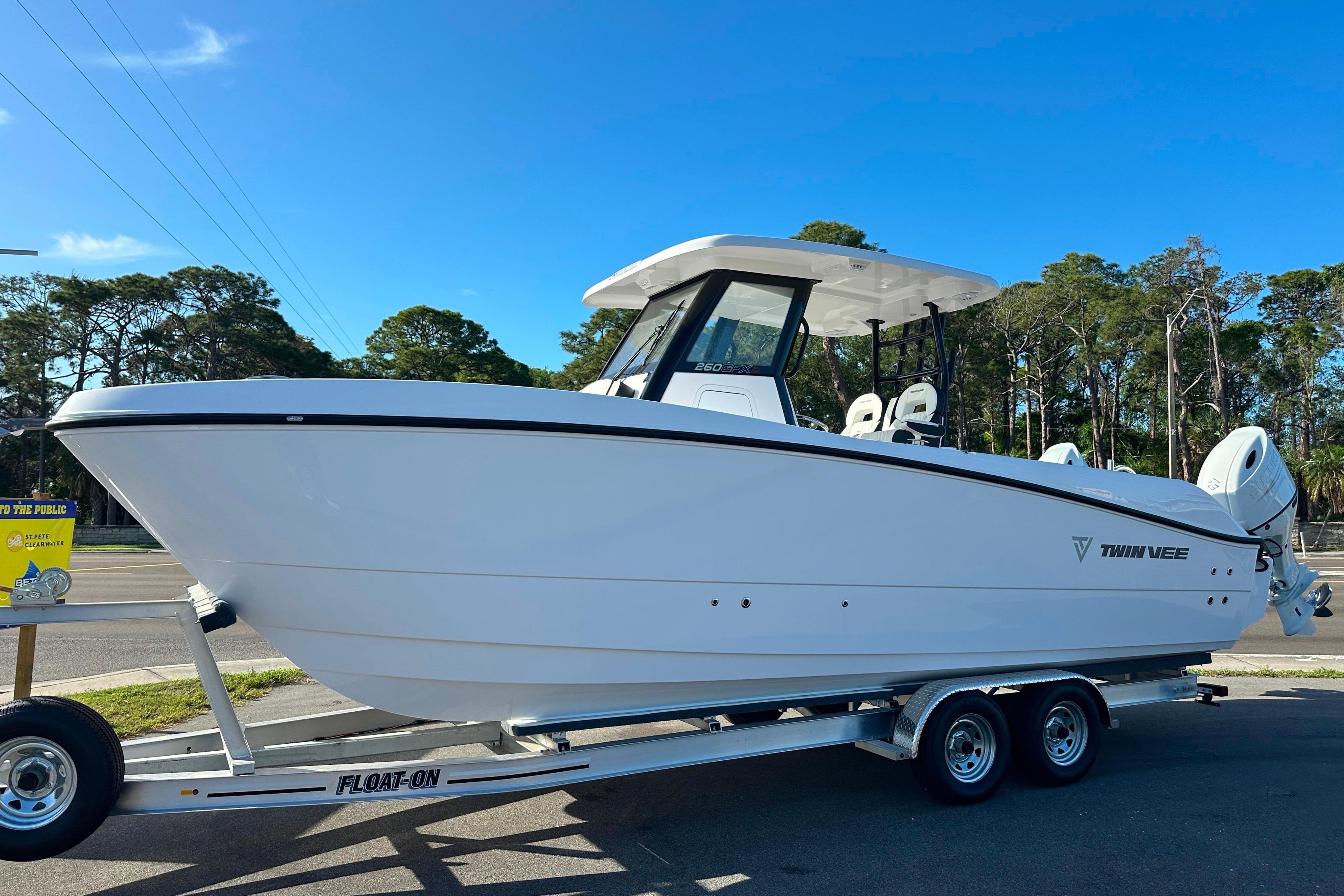 2026 Twin Vee 260 GFX2 CC