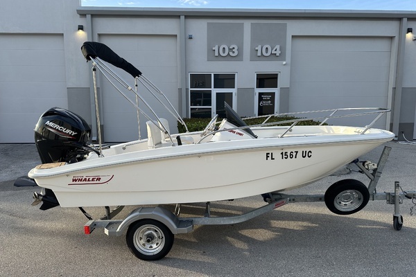 2025 Boston Whaler 130 Super Sport