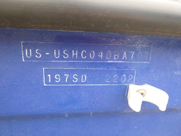 Hull identification number on 2007 Bayliner 197 Deck Boat.