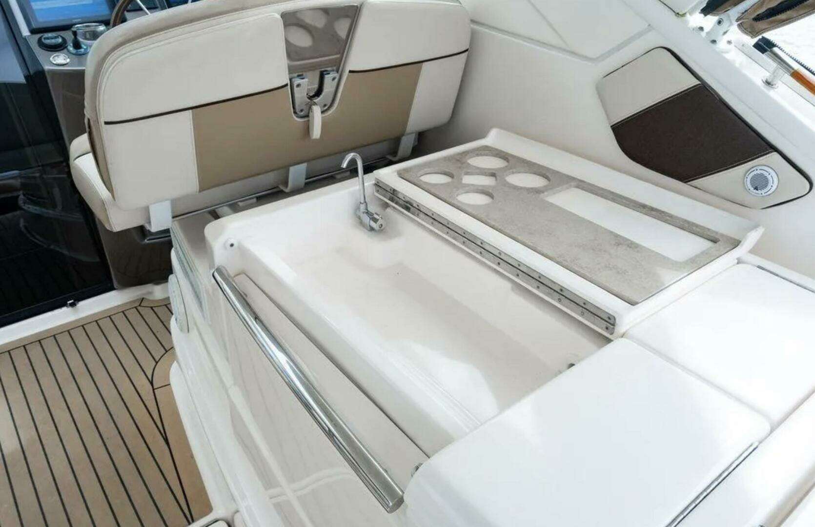 2013 Tiara Yachts 36 Coronet - Image 18