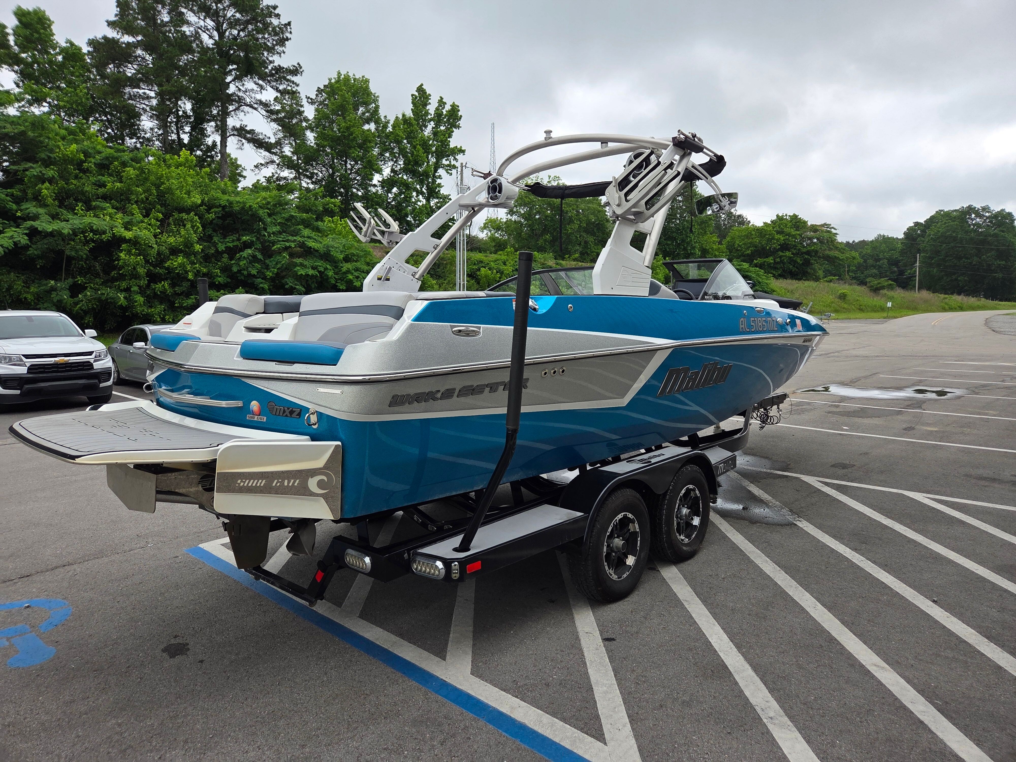 2018 MALIBU 22 MXZ - Image 5