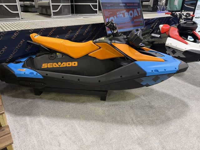 2026 Sea-Doo SparkTrixx For 3 Rotax 900 ACE - 90 Ibr And Aud