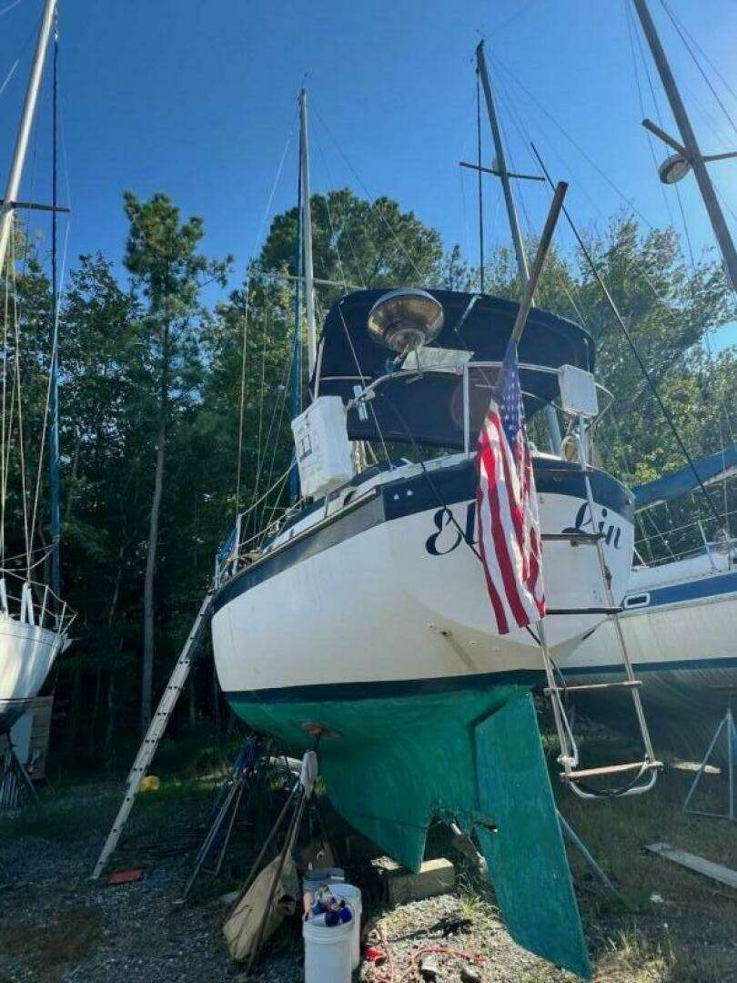 1978 Endeavour 37 - Image 16