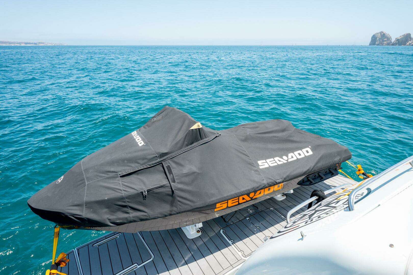 2007 Formula 45 Yacht - Image 61