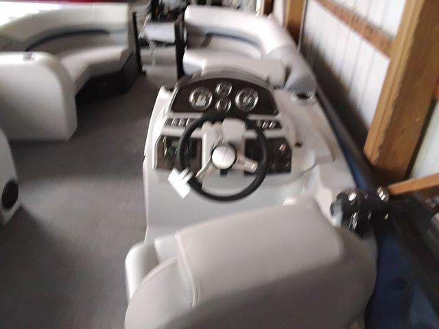 2026 Lowe SS 210 TL - 5