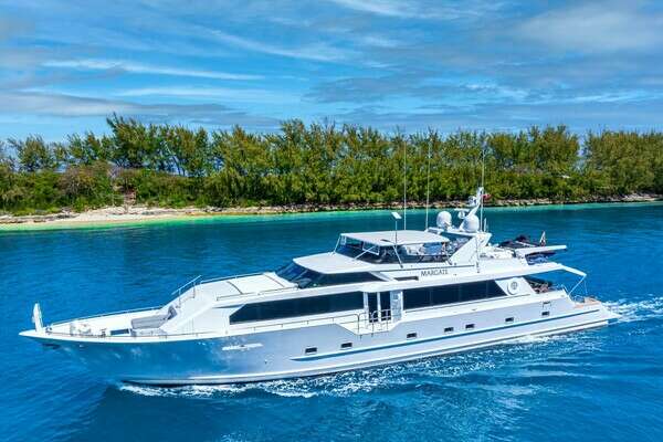 1997 Broward Raised Pilothouse