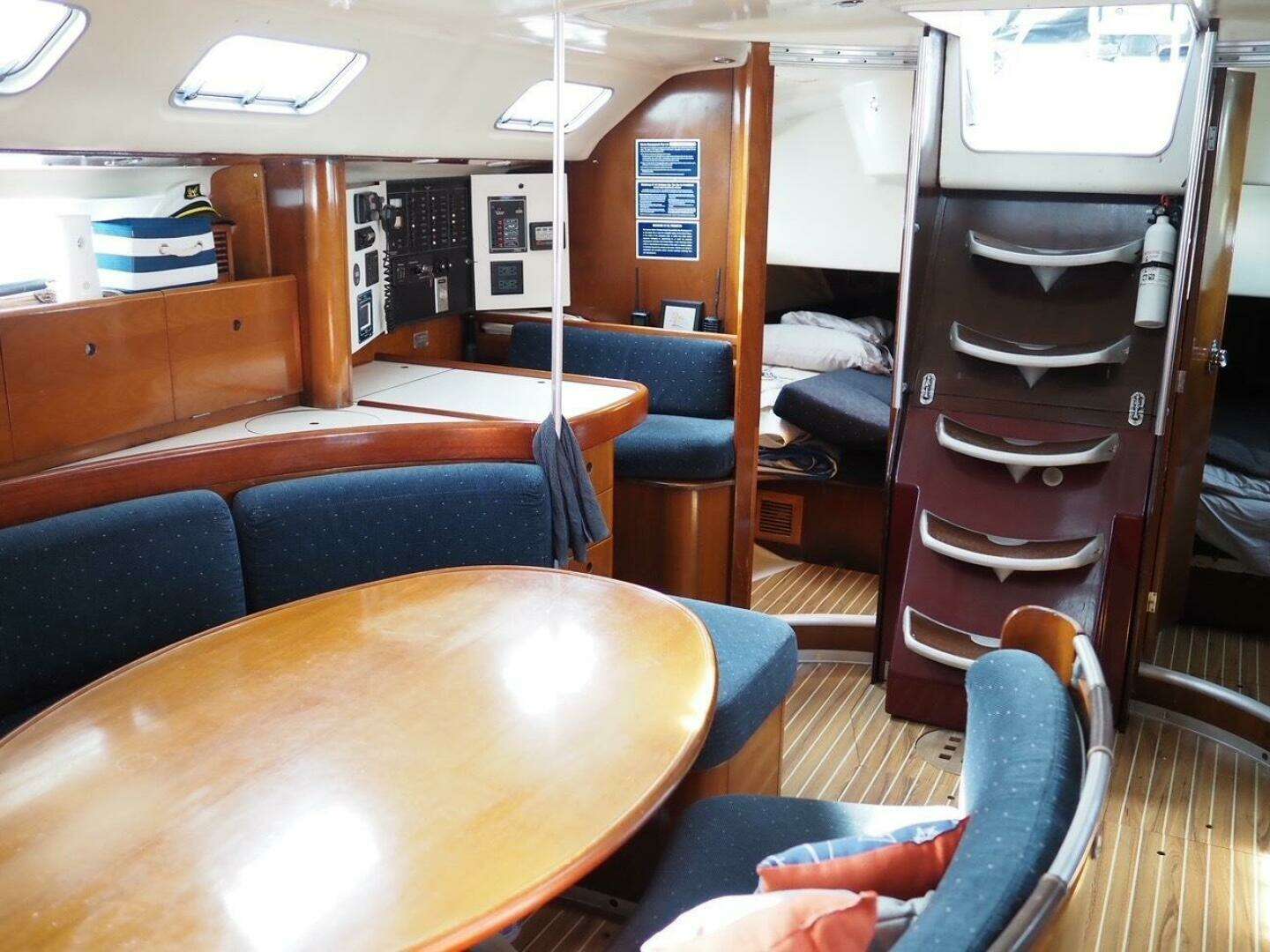 1991 Beneteau 45f5 - Image 4