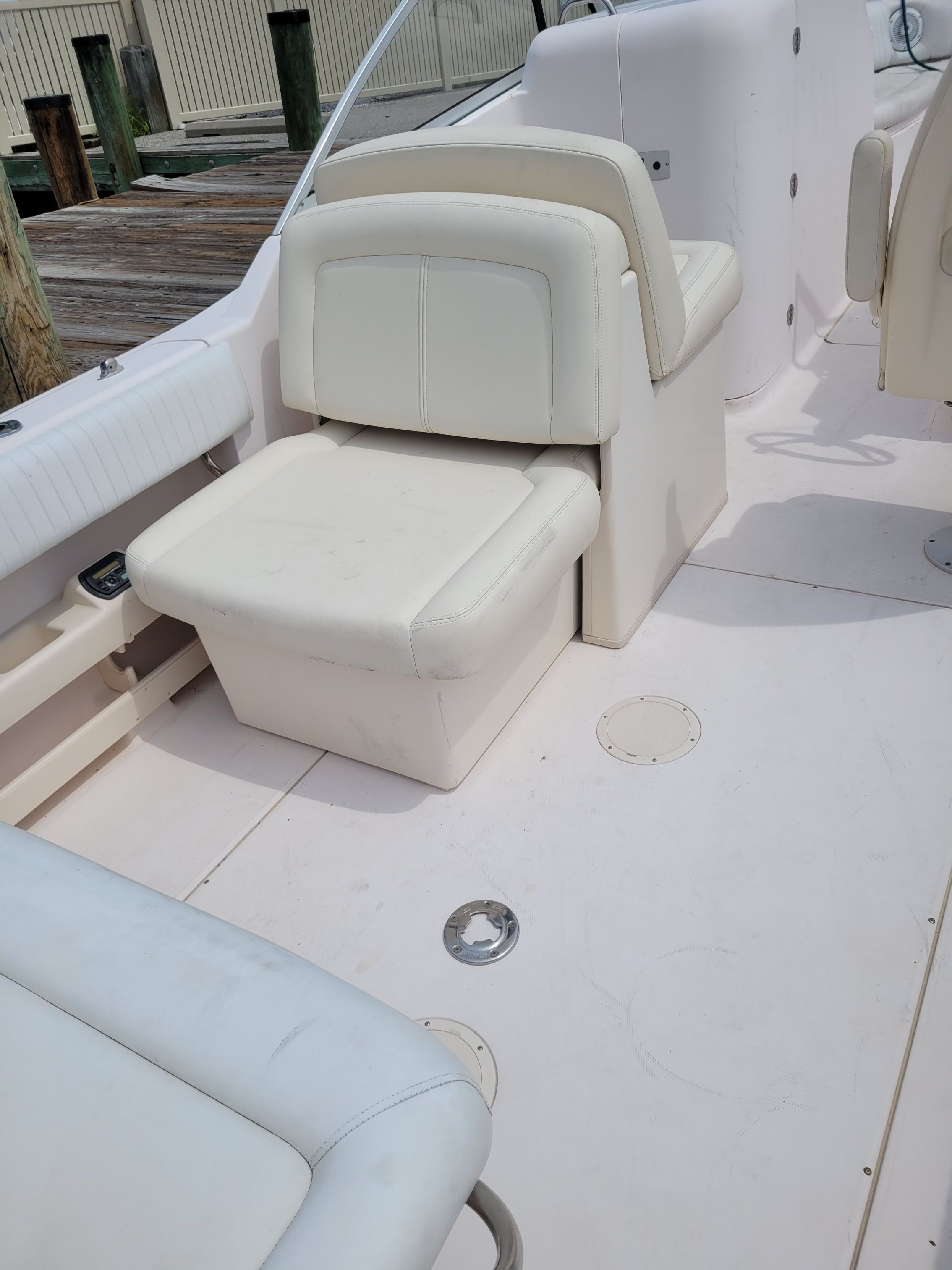 2008 Grady-White Freedom 275 - 6