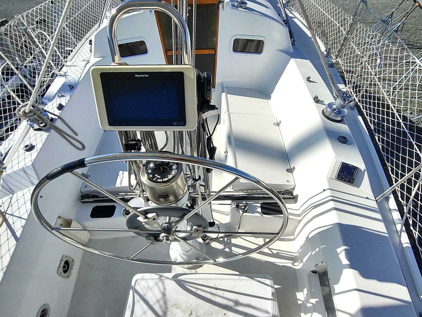 1998 J Boats J/32 - Image 7