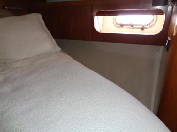 2004 Tiara Yachts 4400 Sovran - 48