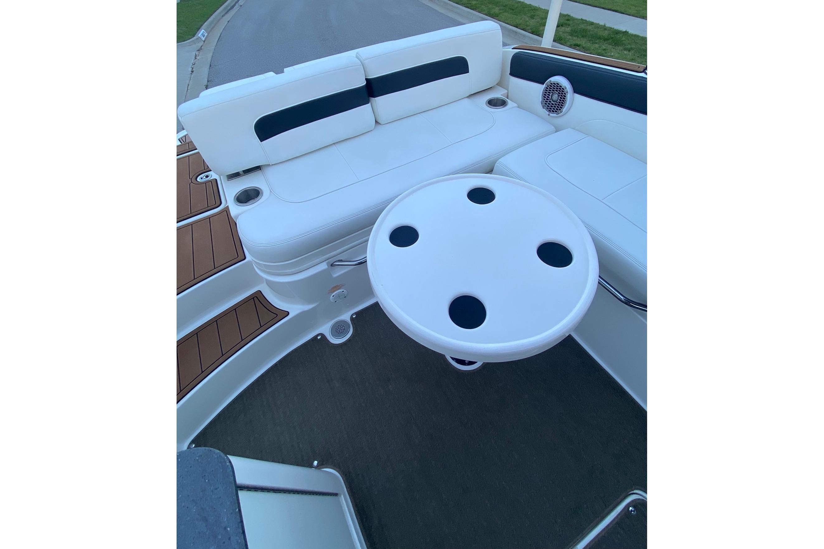 2014 Sea Ray 280 Sundeck - 18