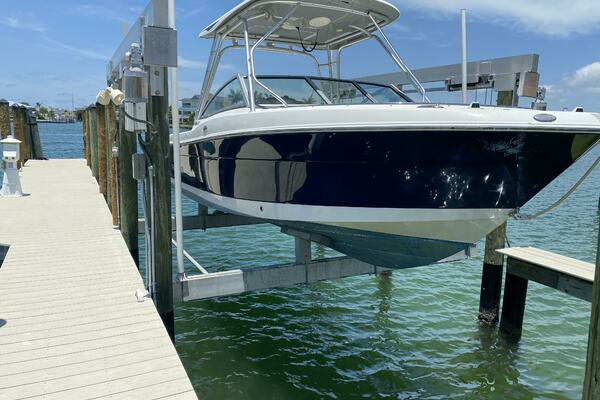 2011 Robalo