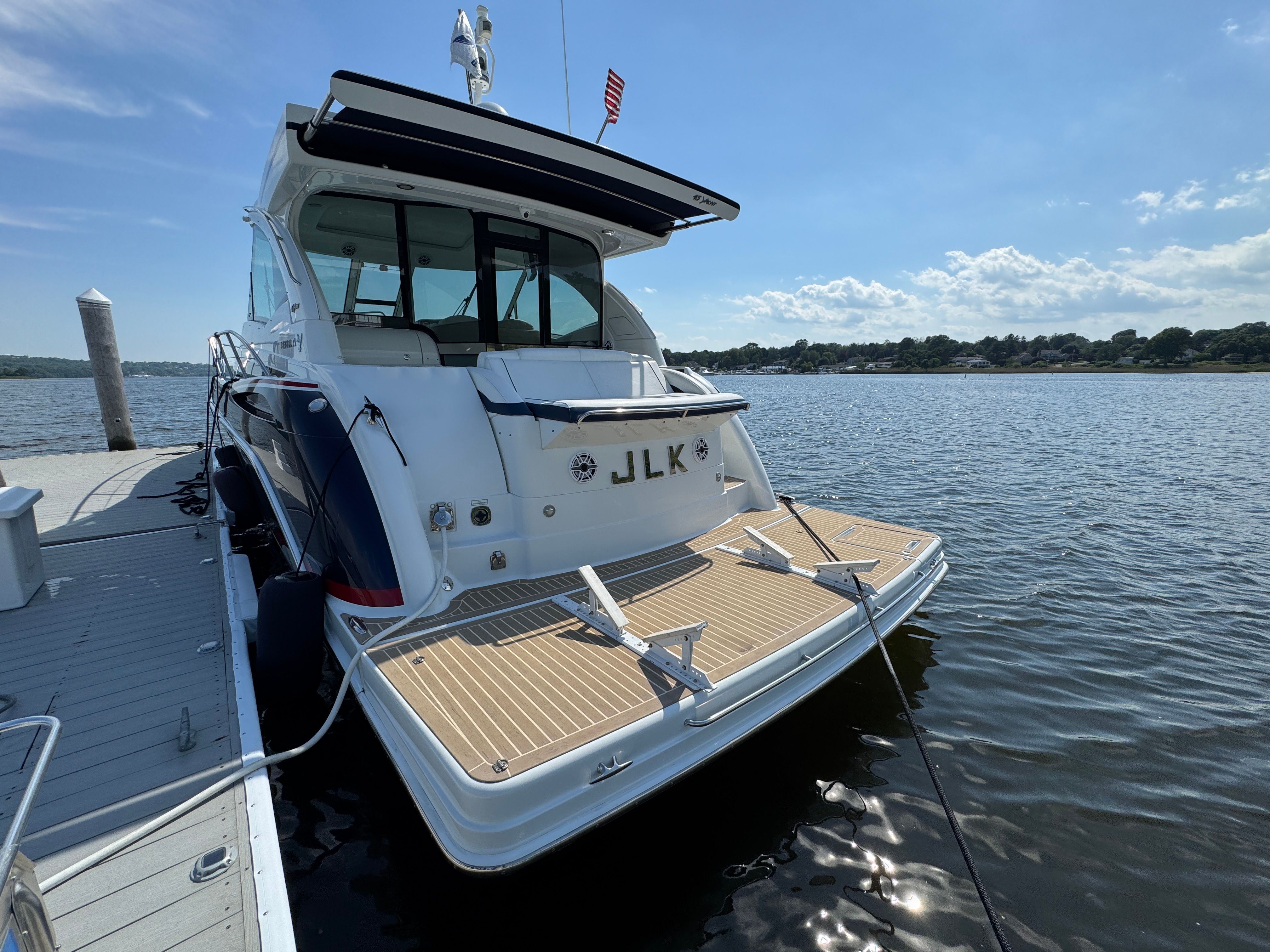 2015 Formula 45 Yacht - 9