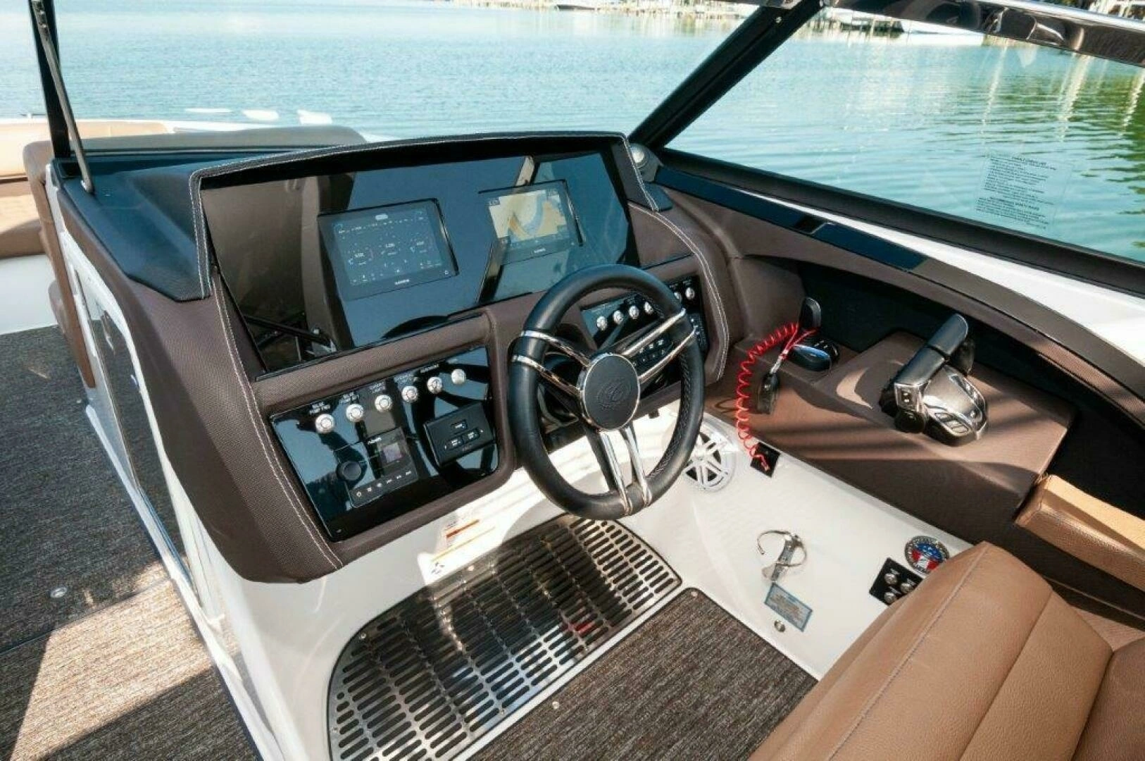 2022 Cobalt 30SC - Image 8