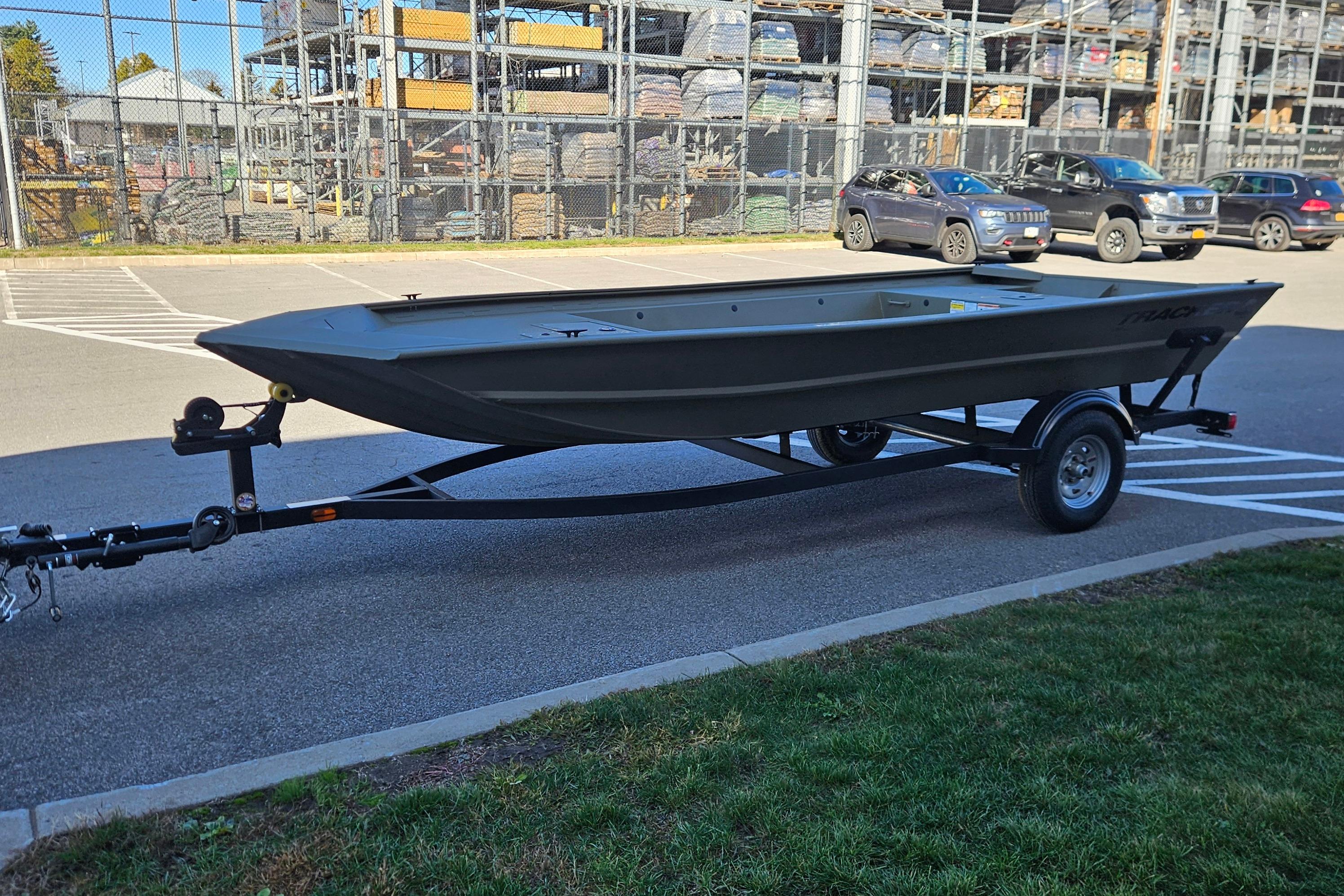 2026 Tracker Grizzly 1754 Utility