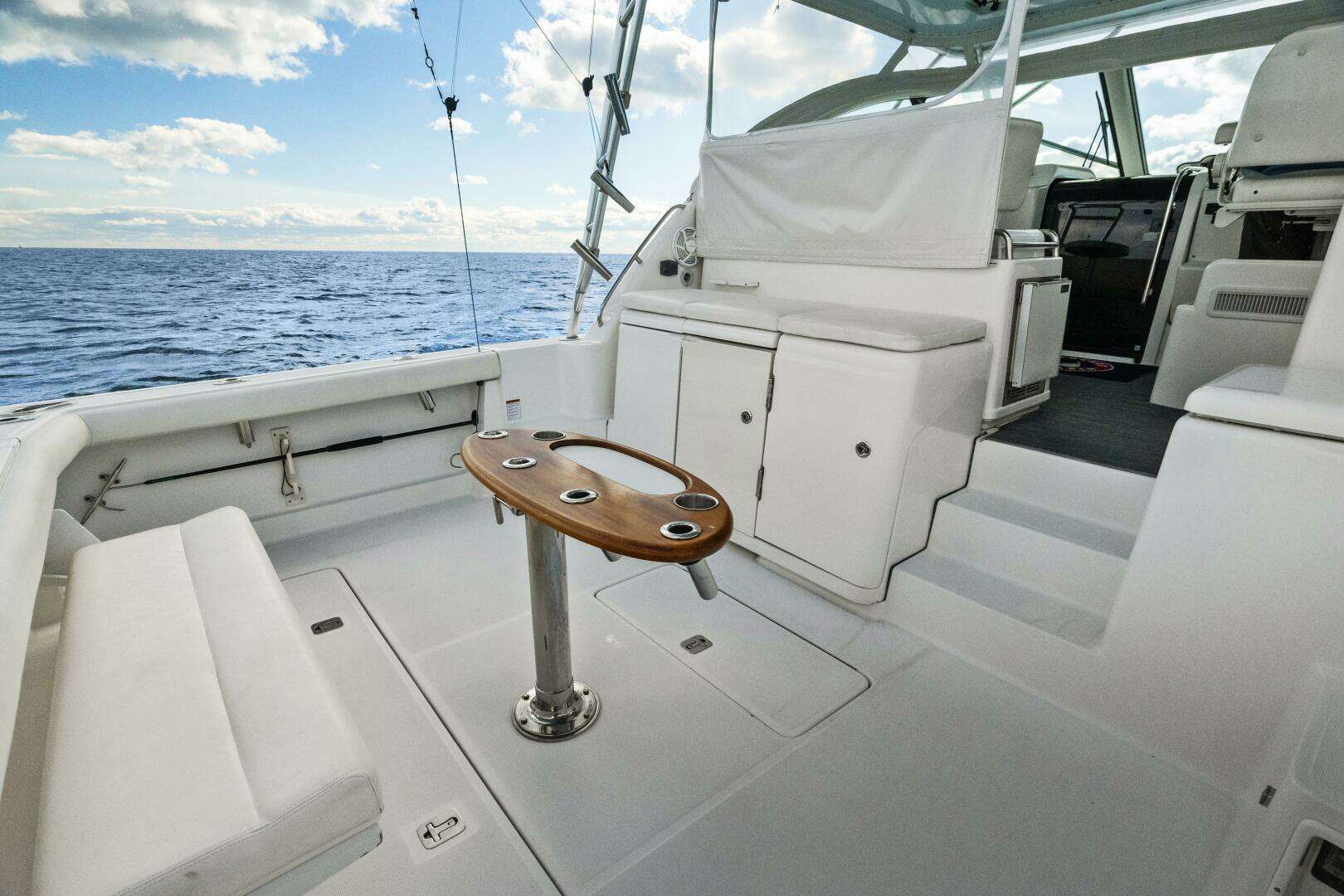2007 Tiara Yachts 4200 Open - Image 23