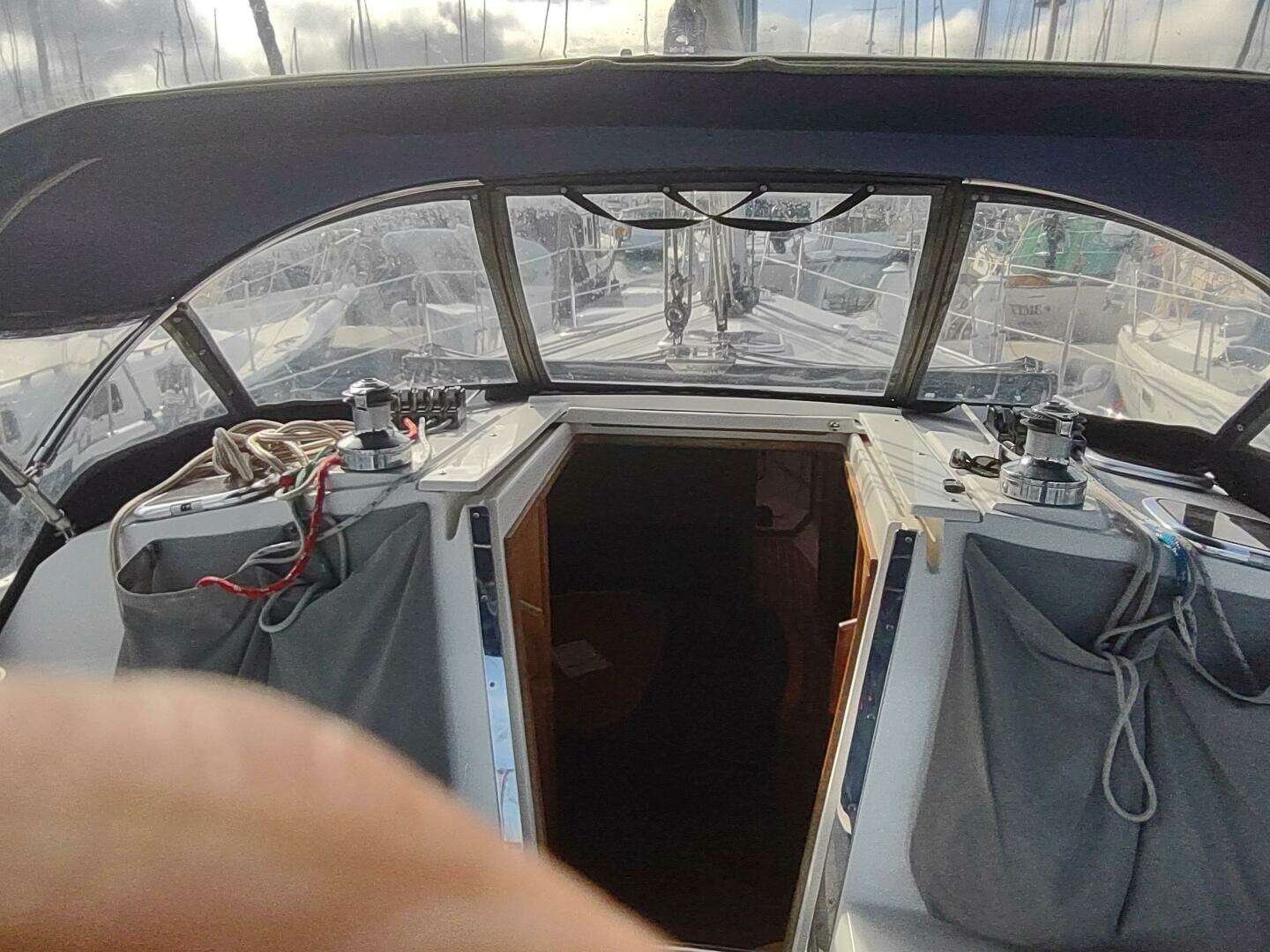 2005 Catalina 42 MKII - Image 22