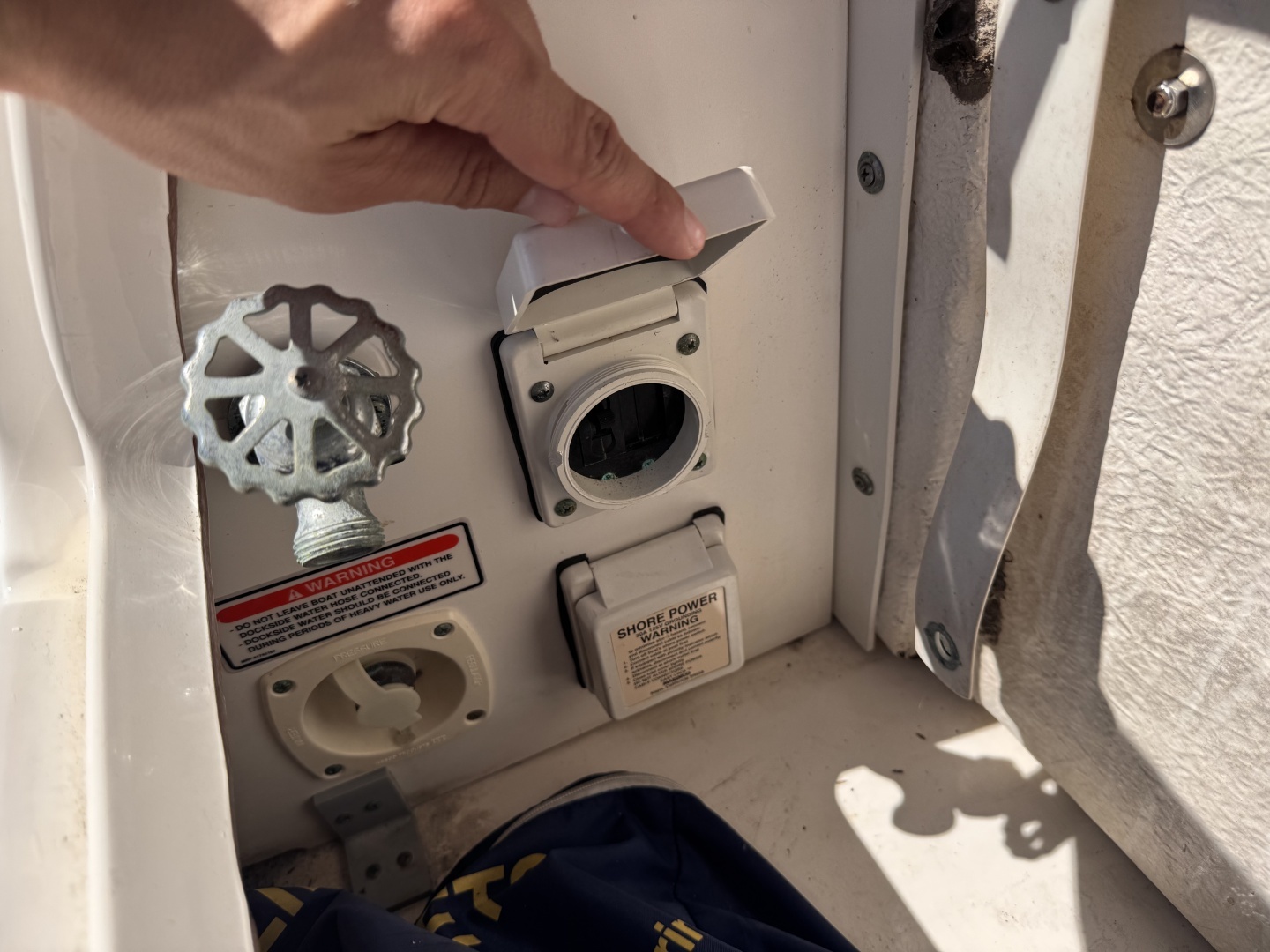 2006 Sea Ray 260 Sundancer - Image 10