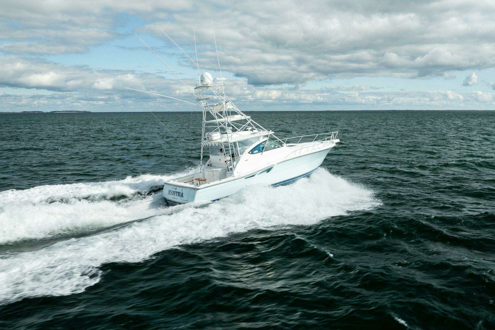 2007 Tiara Yachts 4200 Open - Image 3